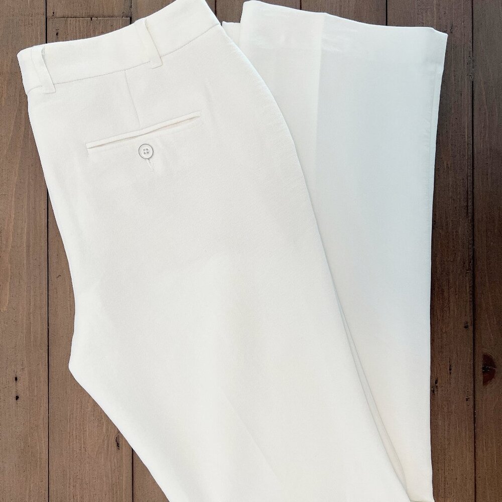RW&Co Chic Modern Flare - White - US 6